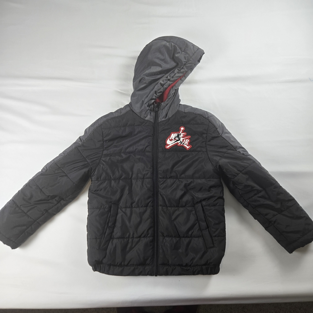 Nike‎ Air Jordan Boys Size 8-10 Hooded Puffer Jacket Winter Coat Jumpman Black